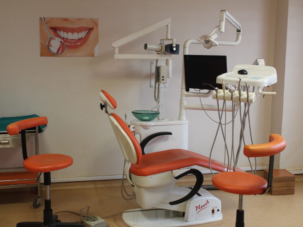 DENTAL & ORAL HEALTH